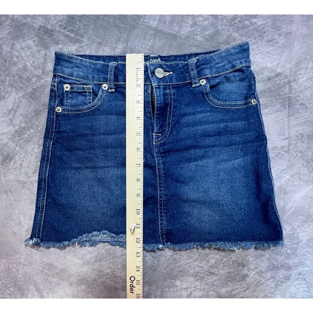 Blue Candy Denim Mini Skirt Girls Medium Blue 5-Pocket Raw Hem Authentic Formal